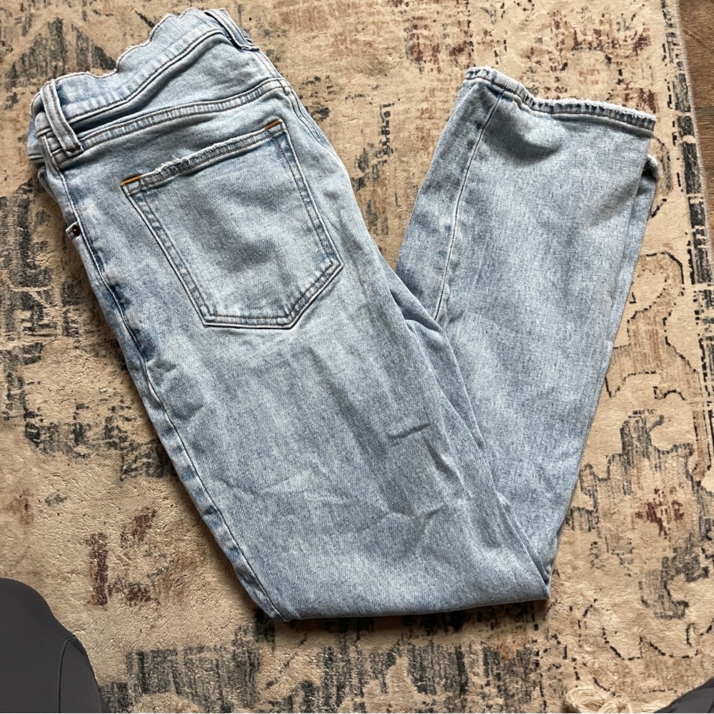Abercrombie Ultra High Rise Ankle Straight Jean (28R/6) - Picture 5 of 6